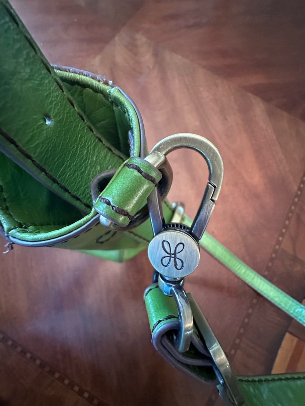 HOBO Lime Green Leather Shoulder Bag with Exterior Pocket - Picture 8 of 10